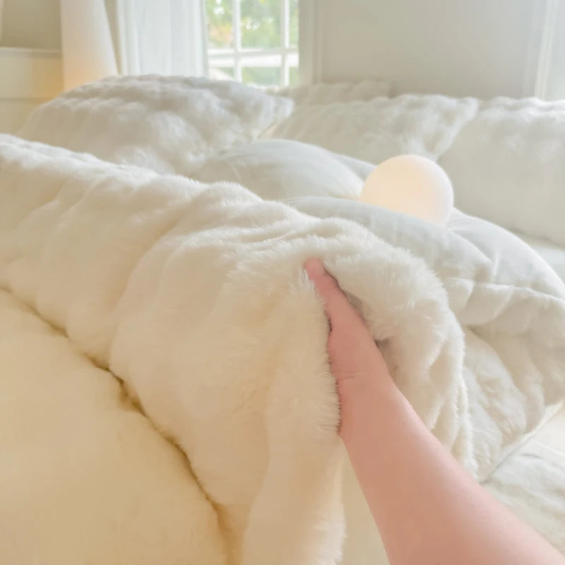 Bonenjoy 1pc Plush Duvet Cover Warm Quilts Cover Skin-friendly Bedding Solid Color Comforter Covers 이불커버 (No Pillowcase)