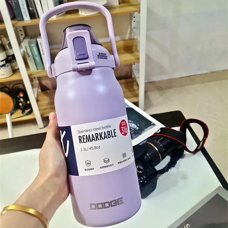 DODGE Large Capacity Vacuum Thermos Bottle with Straw – 1300ml/1700ml, 6–12Hr Insulated, CE/CIQ, 7 Colors