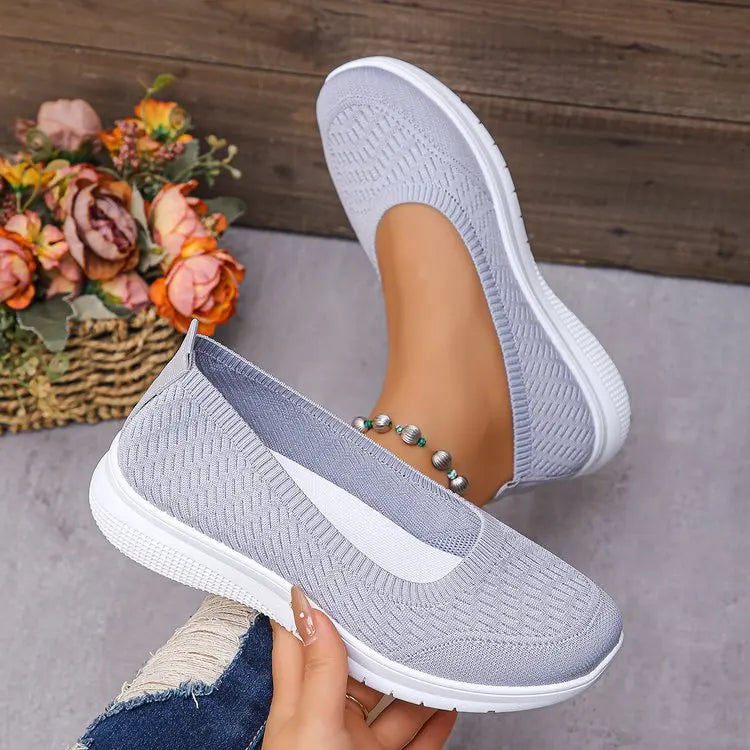 Women's Soft Sole Comfortable Sneakers – Lightweight Summer 2026 Shoes