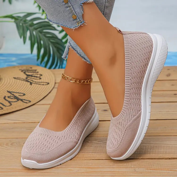 Women's Soft Sole Comfortable Sneakers – Lightweight Summer 2026 Shoes