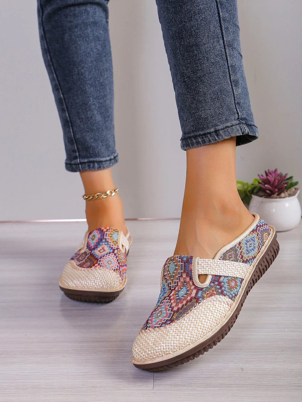 Women's Ethnic-Style Slip-On Flats – Soft Sole Anti-Slip Casual Shoes