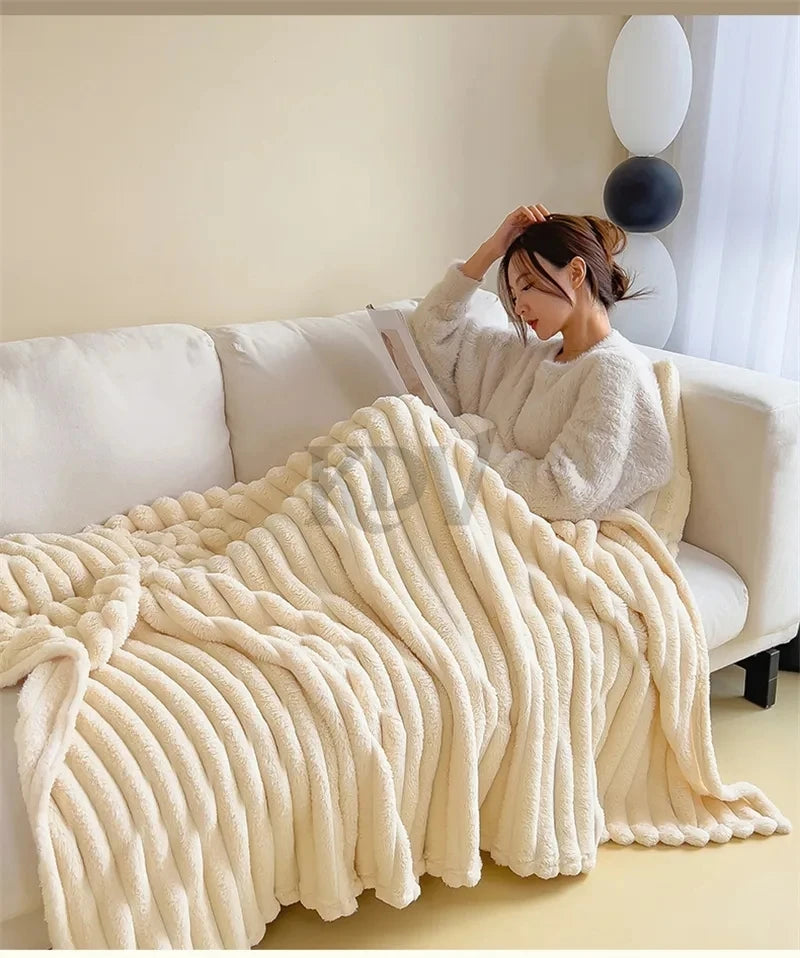 Faux Rabbit Fur Blanket – Plush Throw & Bedding Set Options