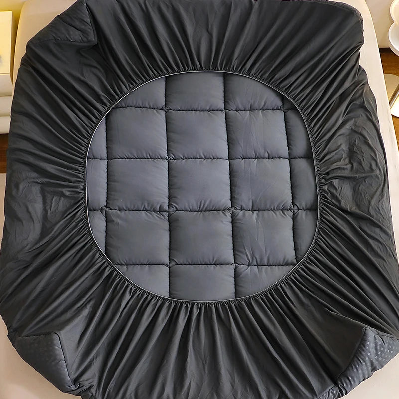 360GSM Quilted Mattress Topper & Protector Cover – Anti-Pull, 15–17" Deep Pocket, Twin to King, 2 Colors