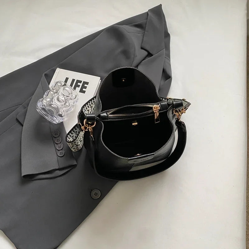 Vintage TPU Bucket Crossbody Bag – Designer Shoulder Handbag for Women
