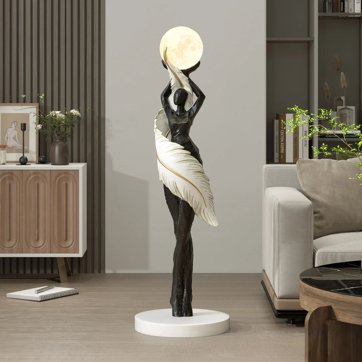 Sculptural Resin Lamp – 85 cm LED Accent