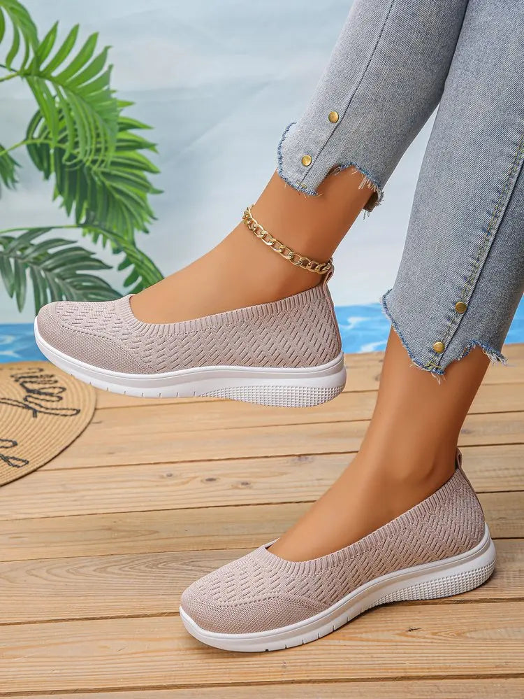 Women's Soft Sole Comfortable Sneakers – Lightweight Summer 2026 Shoes