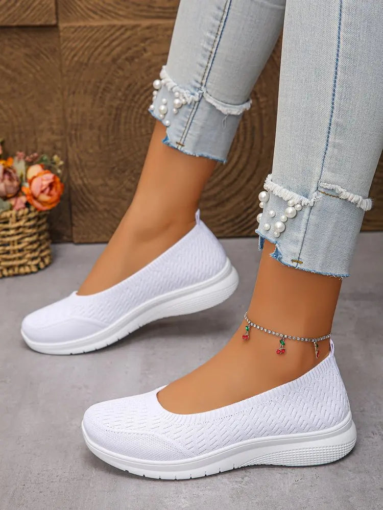 Women's Soft Sole Comfortable Sneakers – Lightweight Summer 2026 Shoes