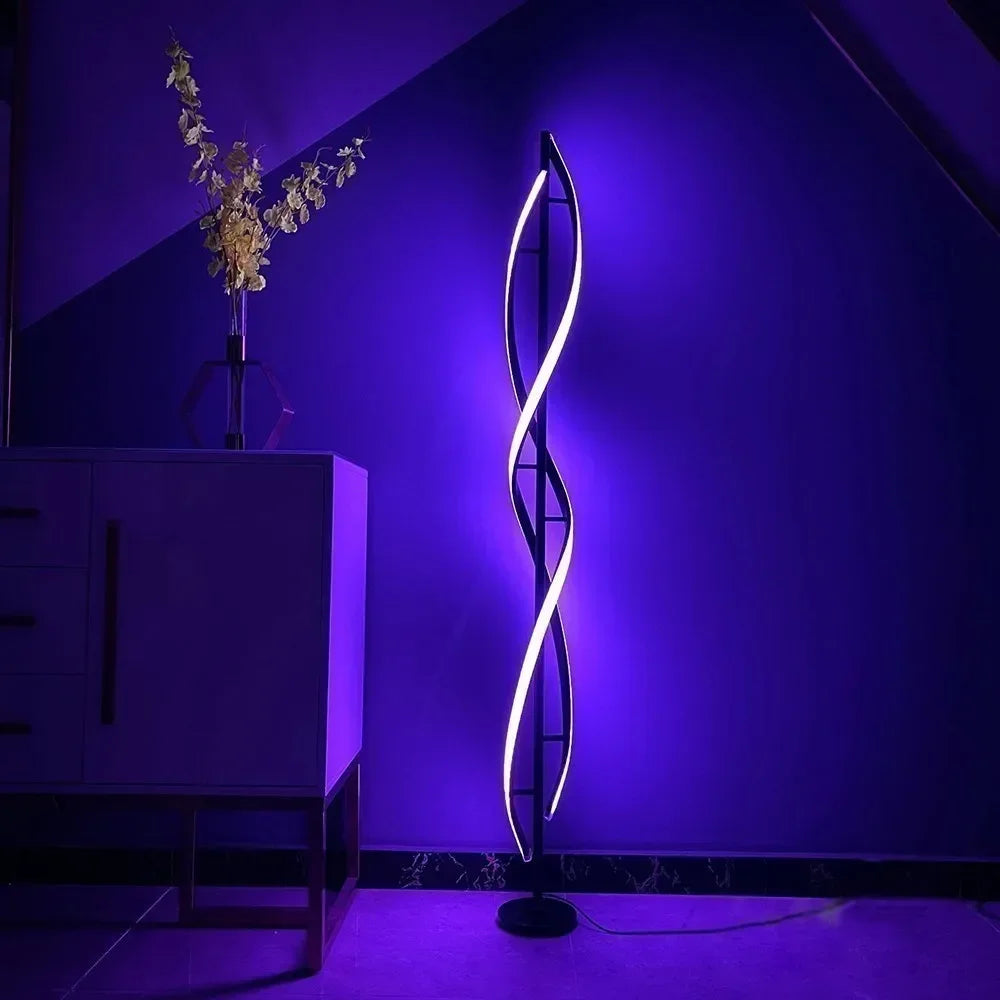 Spiral LED Floor Lamp – 135cm Sculptural Light
