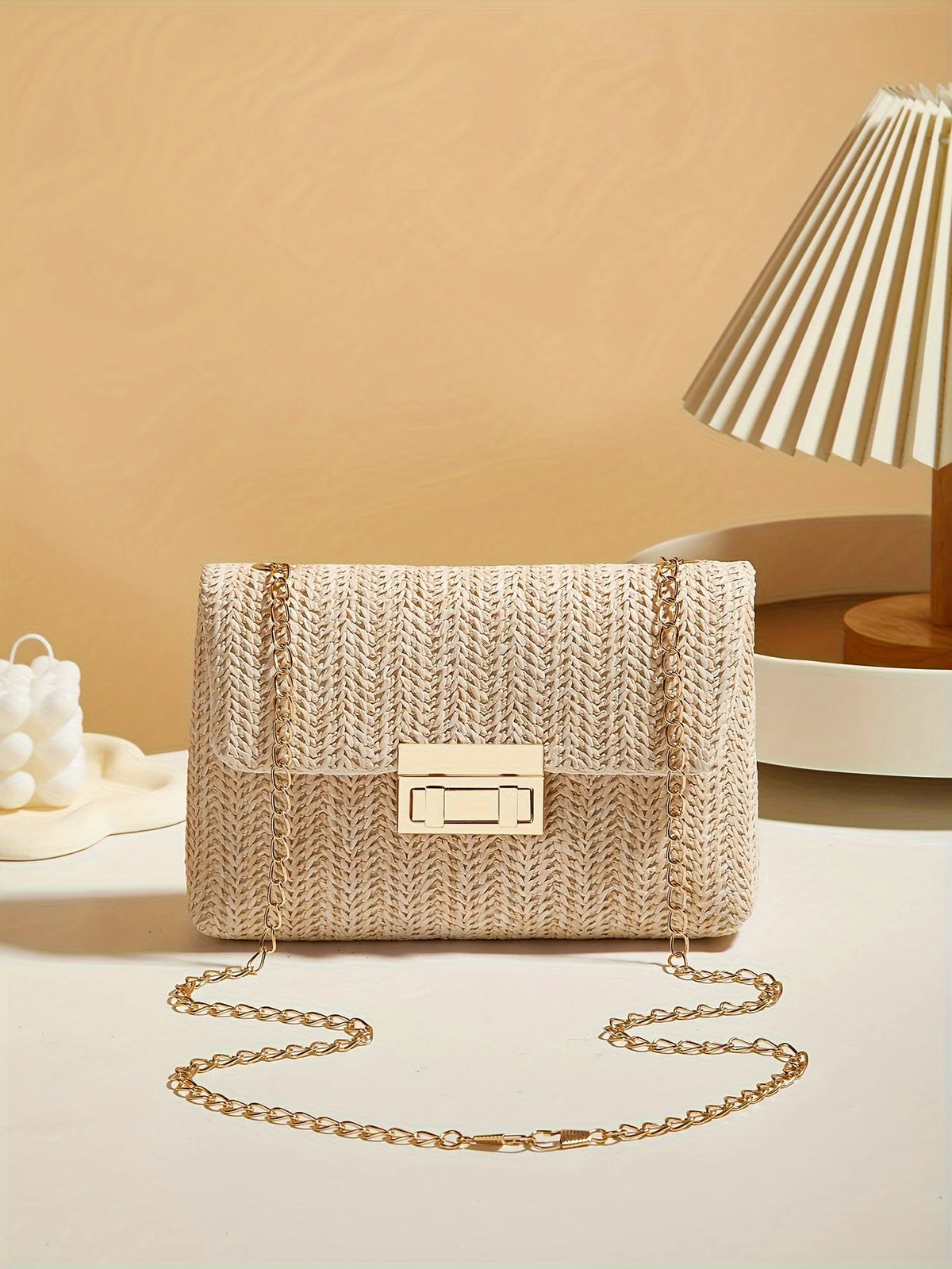 Woven Straw Shoulder Bag – Handwoven Crossbody Purse with Lock Closure for Women