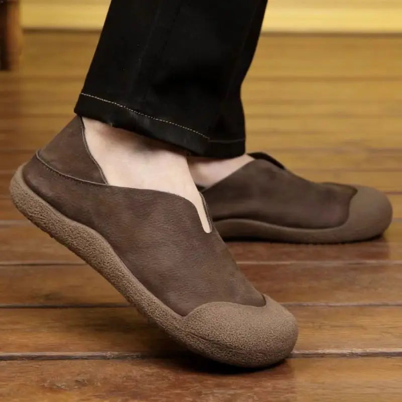 Men's Wide Toe Retro Leather Loafers — Soft Flat