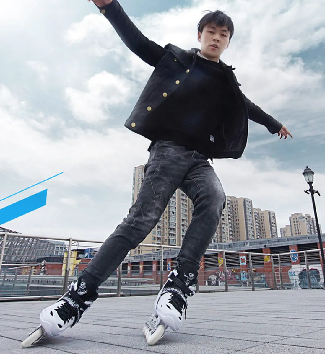 Adjustable Inline Roller Skate Shoes – Flashing 4-Wheel Speed Racing Sneakers for Outdoor Skating