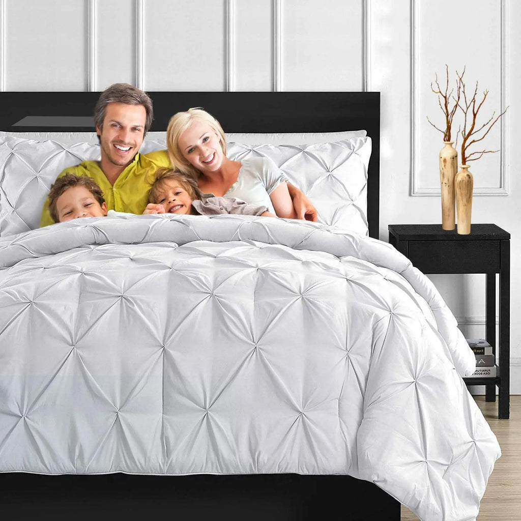 100% Egyptian Cotton Pinch Pleat Duvet Cover Set – 600TC with Zipper & Corner Ties, 8 Colors & 7 Sizes