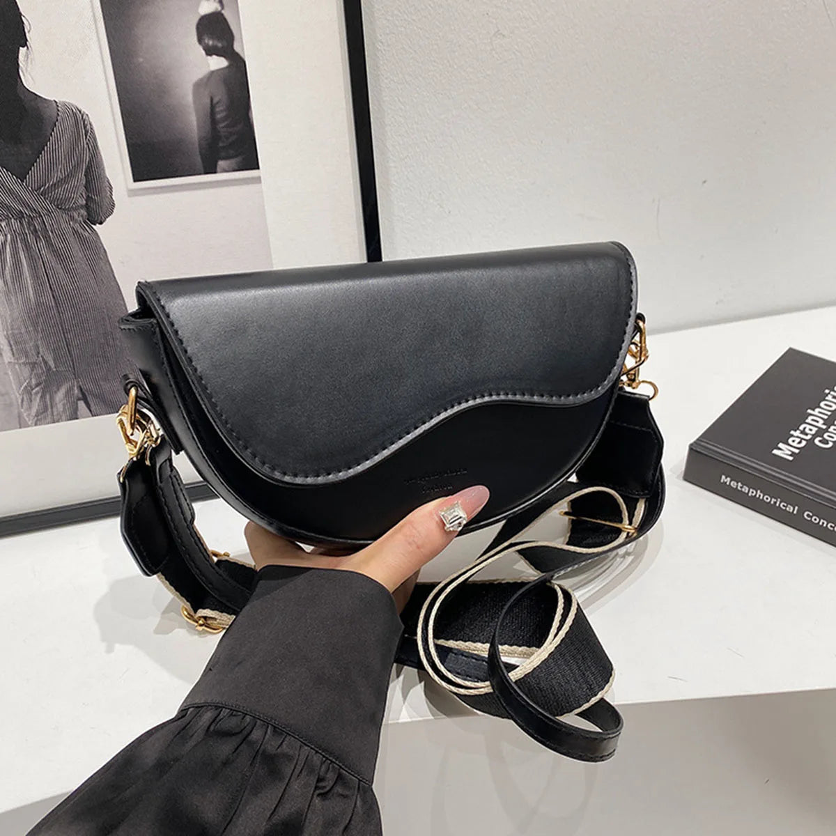 Minimalist Split Leather Waterproof Saddle Crossbody Underarm Bag – Casual Shoulder Bag for Women