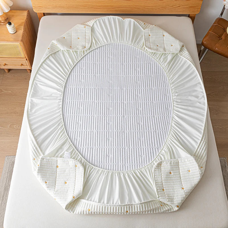 Waterproof Thickened Mattress Pad Protector – Embroidered Breathable Fitted Bed Cover, 140–180x200cm