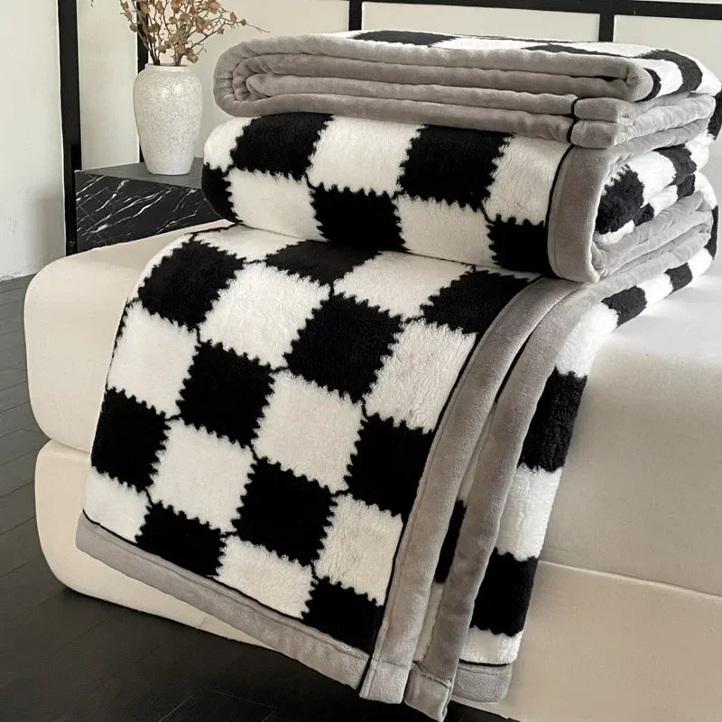 Thick Plaid Coral Fleece Blanket – Soft Warm Bed & Sofa Blanket, Home & Office, Winter