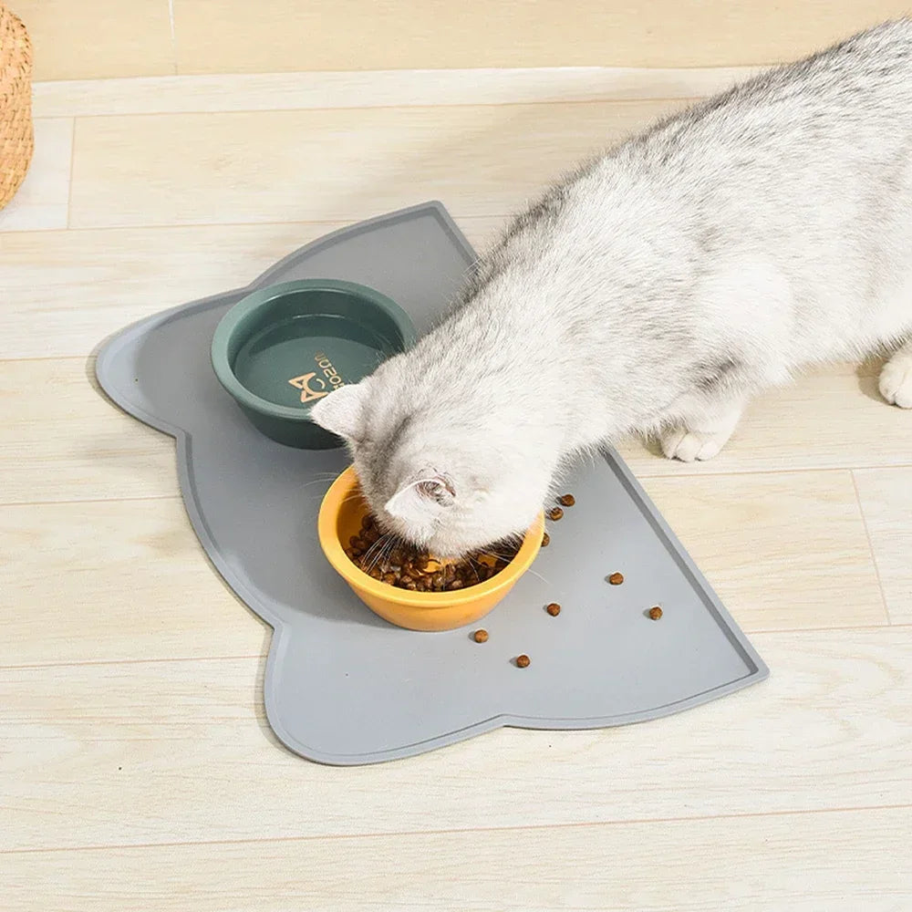 Waterproof Pet Placemat — Easy Clean