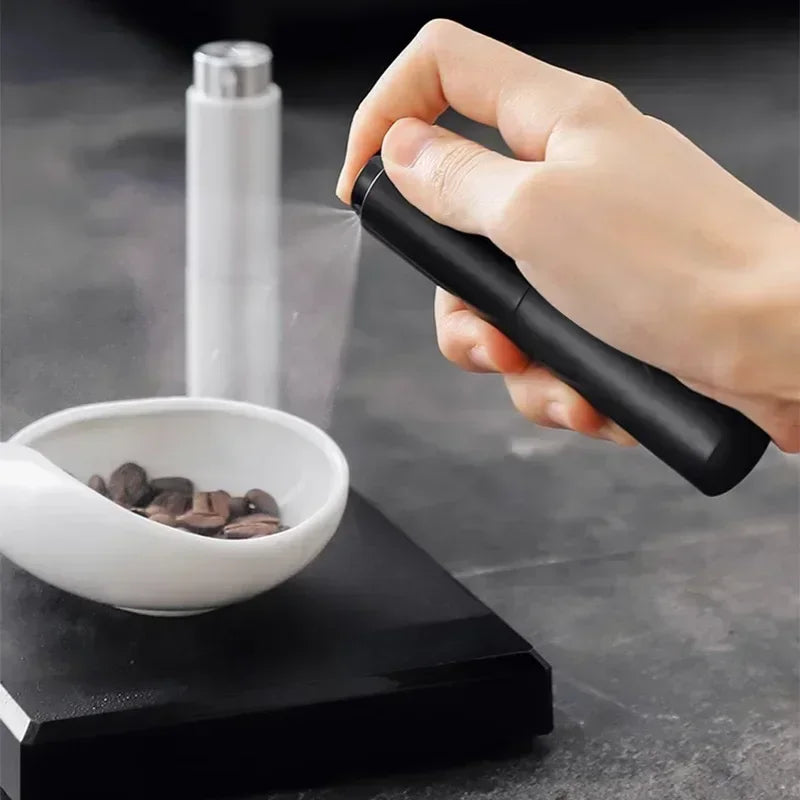Coffee Beans Dosing Cup with Spray Humidifier — Anti-Static Espresso Grinder Accessory