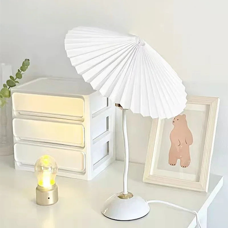 Retro LED Table Lamp – White Shade & Black Base