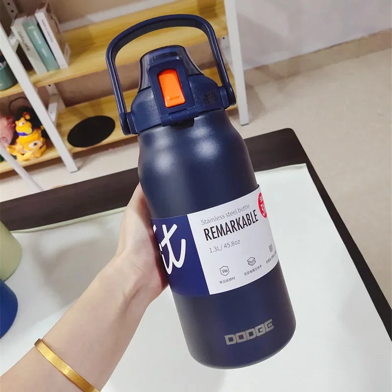 DODGE Large Capacity Vacuum Thermos Bottle with Straw – 1300ml/1700ml, 6–12Hr Insulated, CE/CIQ, 7 Colors
