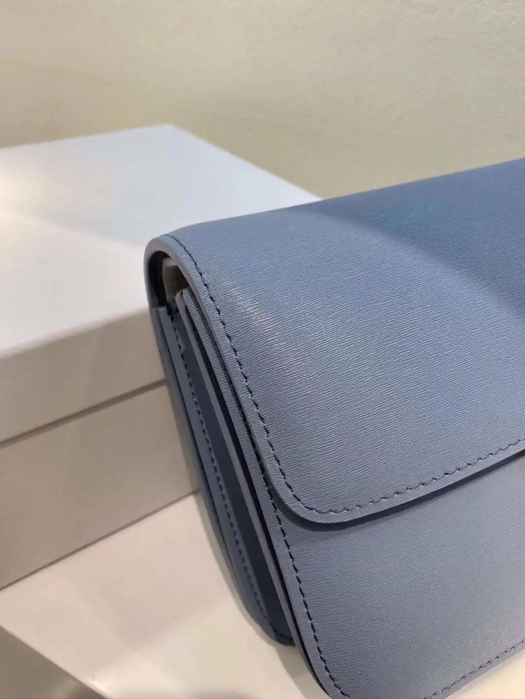 Genuine Leather Square Crossbody Bag – Luxury Designer Small Shoulder Messenger Bag for Women