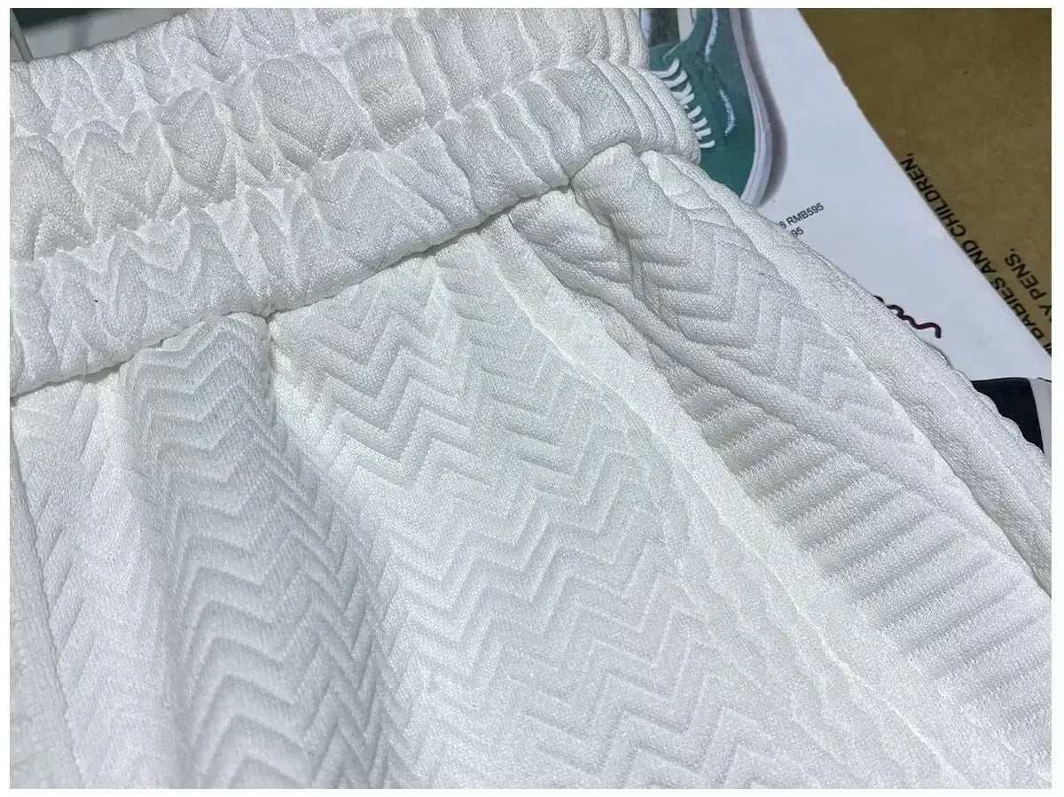 Men's Wave Pattern Drawstring Sport Shorts — Printed Athletic Shorts