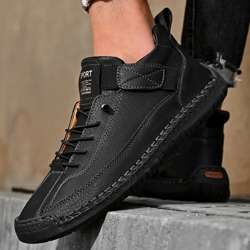Men's Breathable Lace-Up Casual Shoes