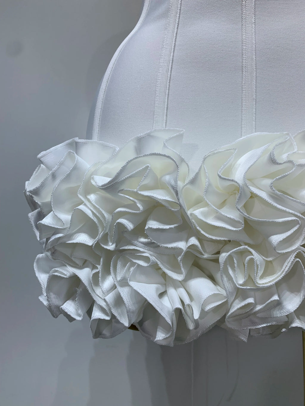 Flower Embellished Strapless Bandage Mini Dress — Backless Bodycon Celebrity Party Dress