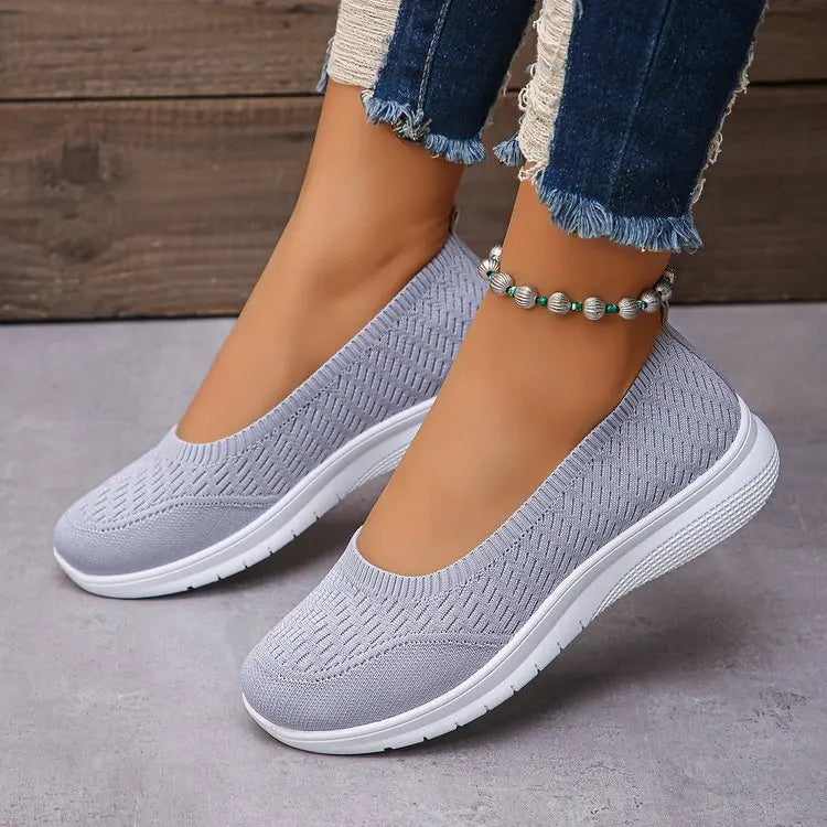 Women's Soft Sole Comfortable Sneakers – Lightweight Summer 2026 Shoes