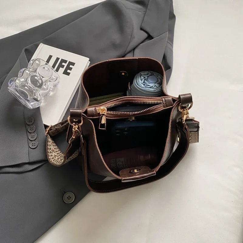 Vintage TPU Bucket Crossbody Bag – Designer Shoulder Handbag for Women