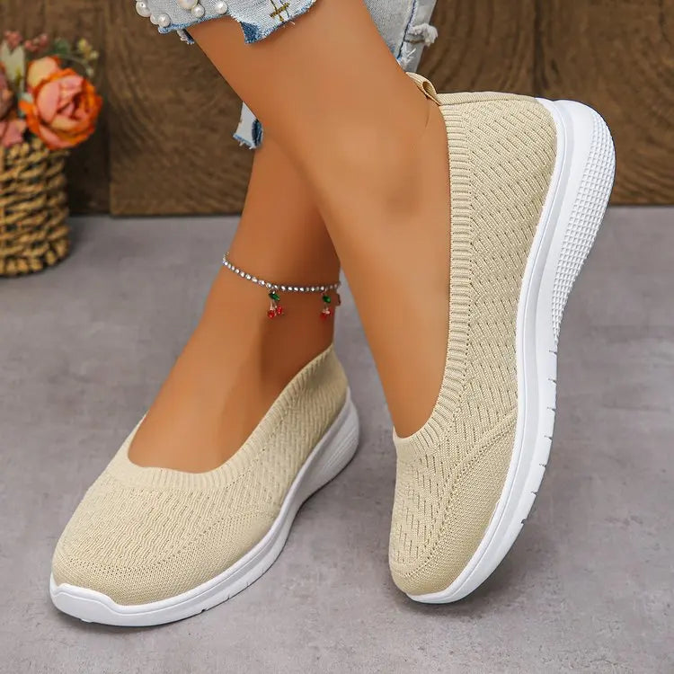 Women's Soft Sole Comfortable Sneakers – Lightweight Summer 2026 Shoes