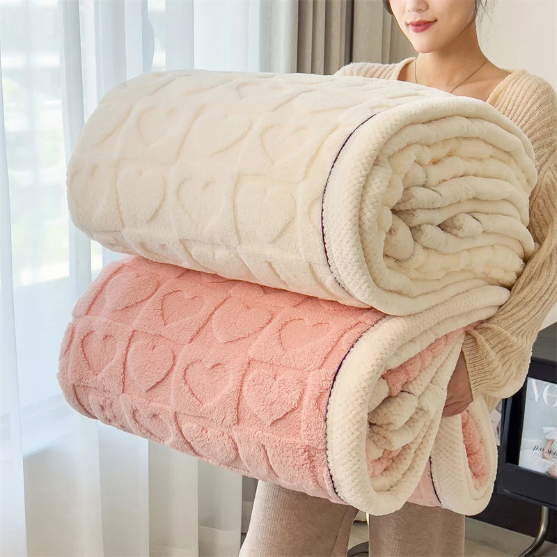 Heart Pattern Fleece Blanket – Cozy Throw & Bedding Sets