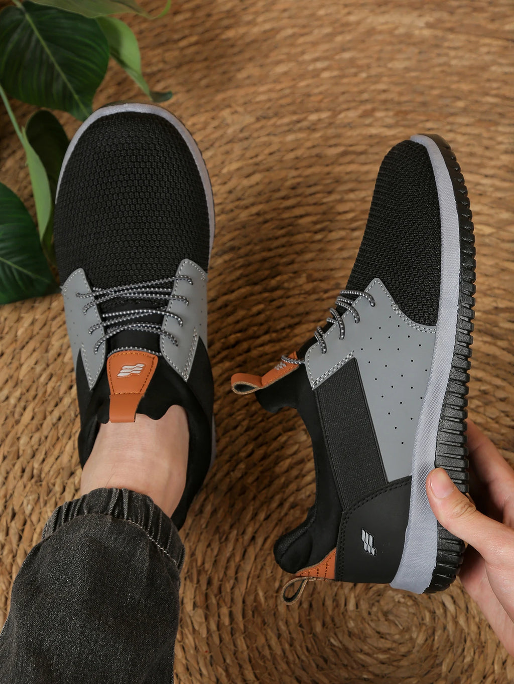 Men's Low-Top Fashion Sports Shoes — Walking & Running