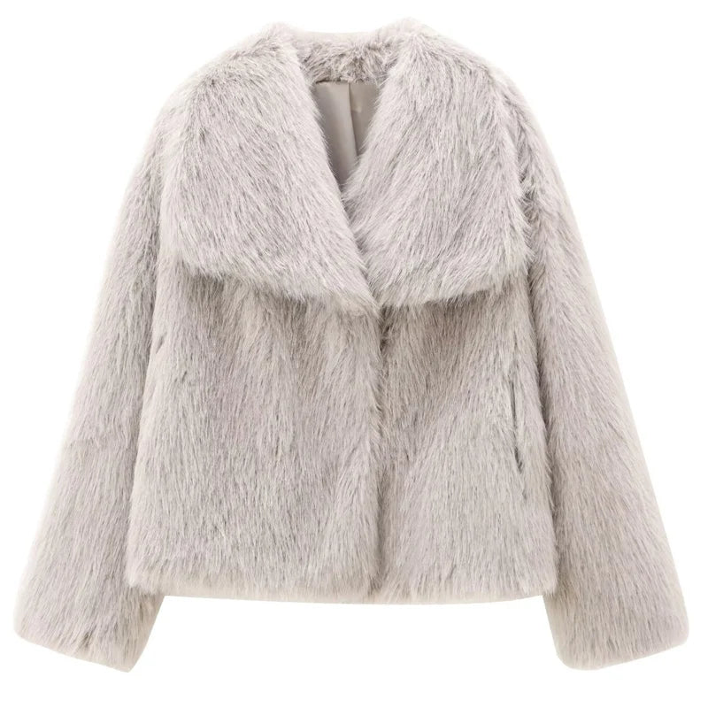 Women's Plush Faux Fur Crop Bomber Jacket – Thick High Street Winter Coat