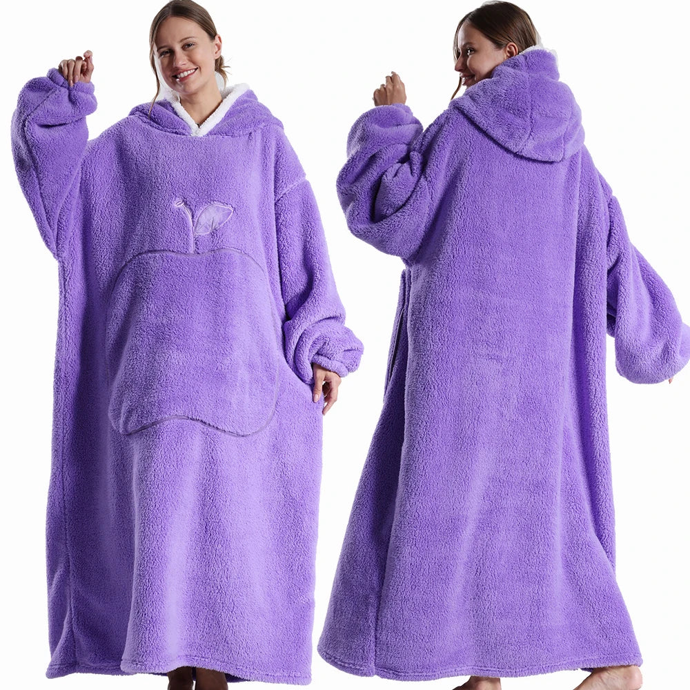 Wearable Hooded Blanket – Long Fleece Comfort with Sleeves