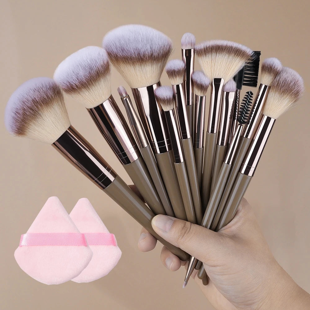 Super Soft Detail Makeup Brush Set — Blush, Highlighter, Foundation & Eyeshadow